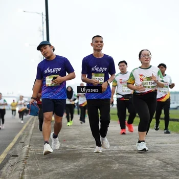 Runner Photo 7650525
