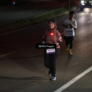 Runner Photo 7650526