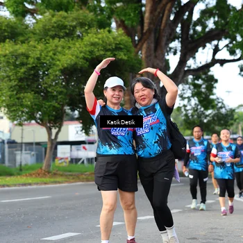 Runner Photo 7650528