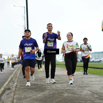 Runner Photo 7650534