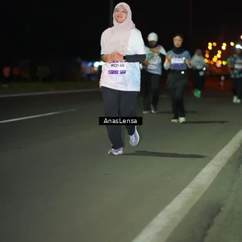 Runner Photo 7650550