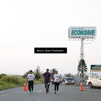Runner Photo 7650571