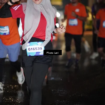 Runner Photo 7650575
