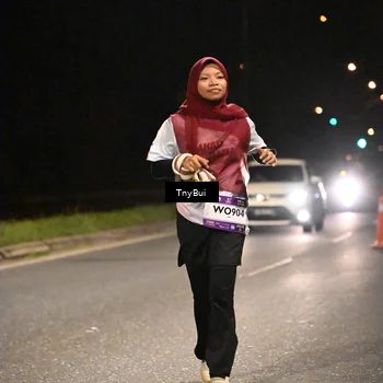 Runner Photo 7650582