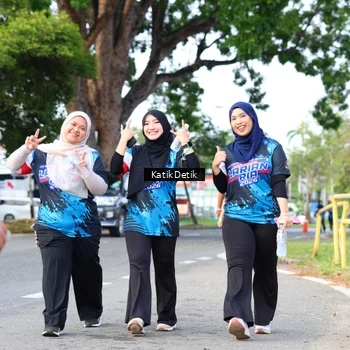 Runner Photo 7650583