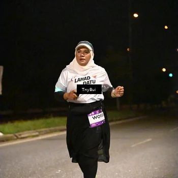 Runner Photo 7650584