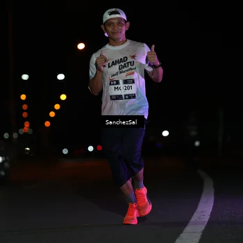 Runner Photo 7650603