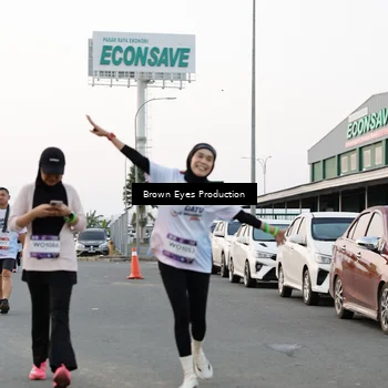 Runner Photo 7650623