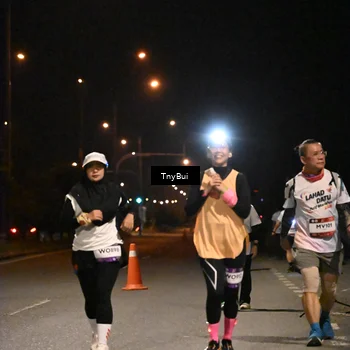 Runner Photo 7650624