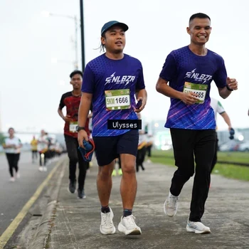 Runner Photo 7650625