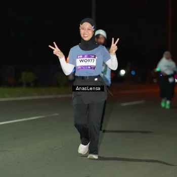 Runner Photo 7650645