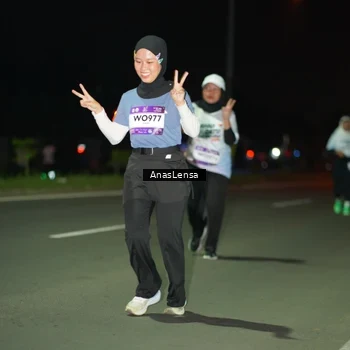 Runner Photo 7650658