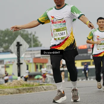 Runner Photo 7650659