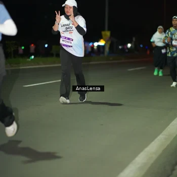 Runner Photo 7650664