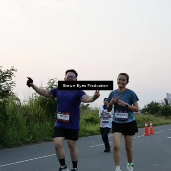 Runner Photo 7650672