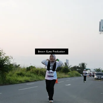 Runner Photo 7650689