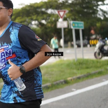 Runner Photo 7650690