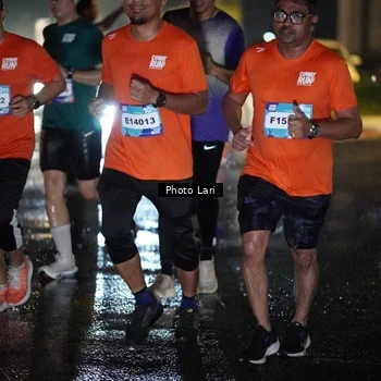 Runner Photo 7650713