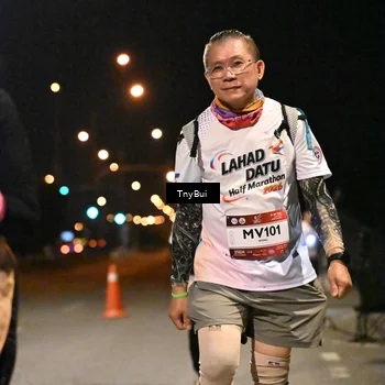 Runner Photo 7650717