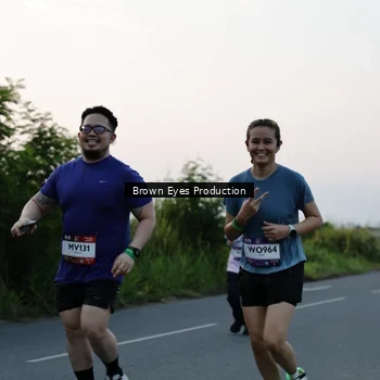 Runner Photo 7650736