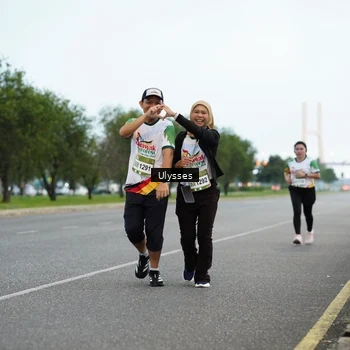 Runner Photo 7650746