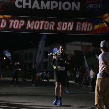 Runner Photo 7650747