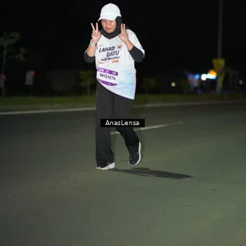 Runner Photo 7650749
