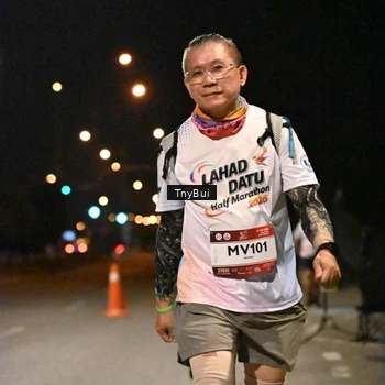 Runner Photo 7650755
