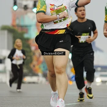 Runner Photo 7650758