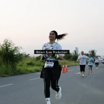 Runner Photo 7650768