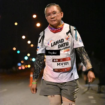 Runner Photo 7650775