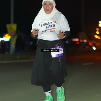 Runner Photo 7650781
