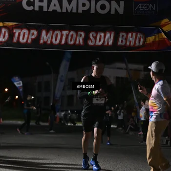 Runner Photo 7650788