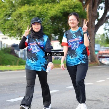Runner Photo 7650797