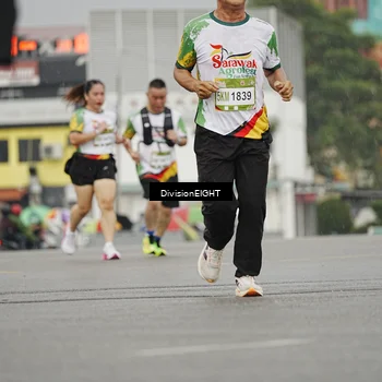 Runner Photo 7650802