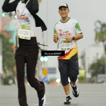 Runner Photo 7650814