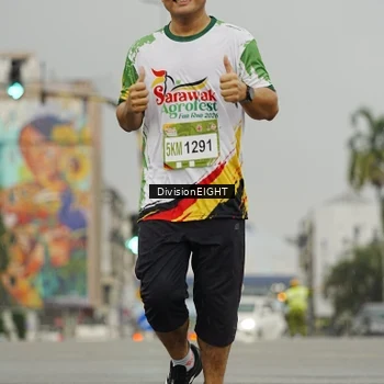 Runner Photo 7650831