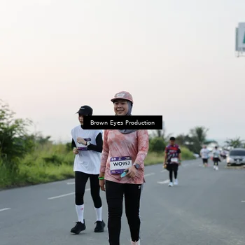 Runner Photo 7650832