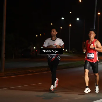 Runner Photo 7650852