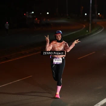 Runner Photo 7650856