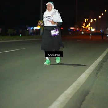 Runner Photo 7650886