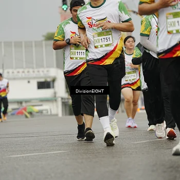 Runner Photo 7650899
