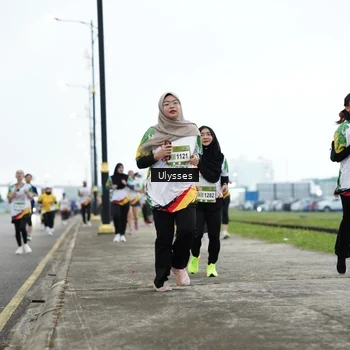 Runner Photo 7650902