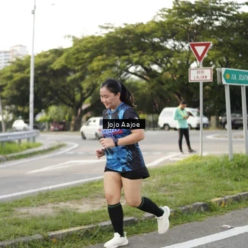 Runner Photo 7650903