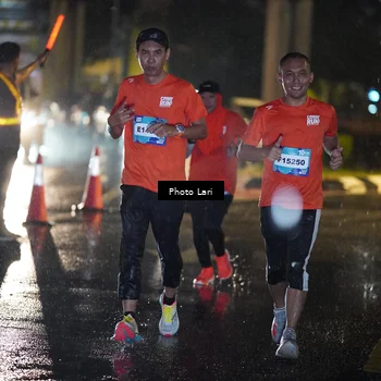 Runner Photo 7650911