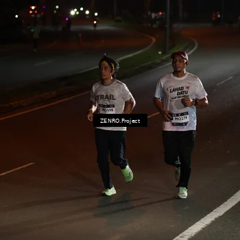 Runner Photo 7650916
