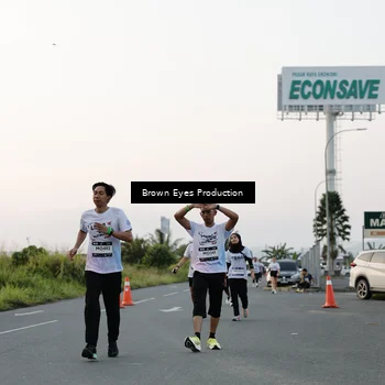 Runner Photo 7650936