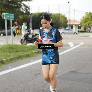 Runner Photo 7650938