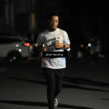 Runner Photo 7650941