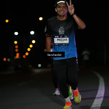 Runner Photo 7650947